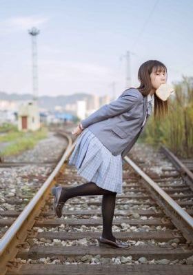国产色视频情趣_BD韩语高清完整版