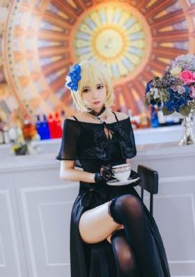 情侣食堂上演大尺度动作片_高清动漫免费观看